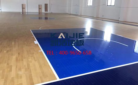 籃球地板廠家_關(guān)于室內(nèi)體育場要使用運(yùn)動(dòng)木地板施工的小貼士-籃球地板