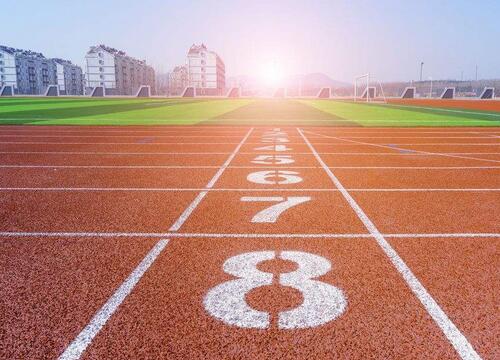 田徑場地保養(yǎng)和維修