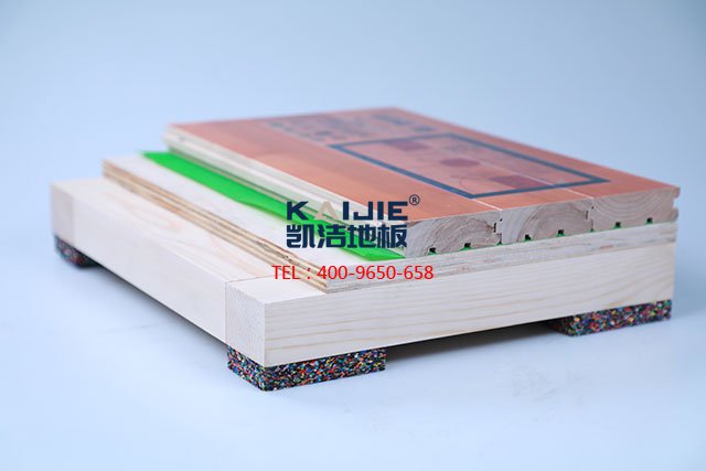 楓木B級多層板運(yùn)動木地板——?jiǎng)P潔運(yùn)動木地板