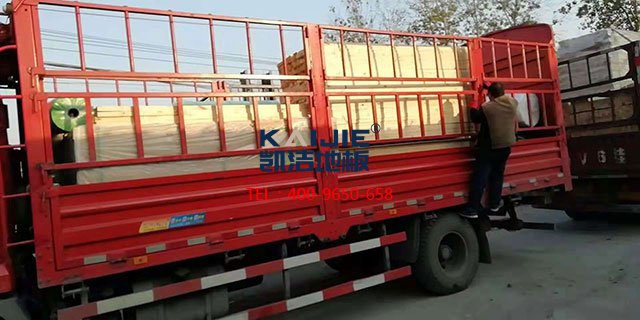 北京飛揚公司籃球場項目295平米運動木地板發(fā)貨——凱潔運動木地板