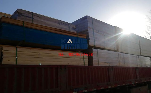 江蘇鹽城體育館專用運(yùn)動木地板項(xiàng)目案例——?jiǎng)P潔地板