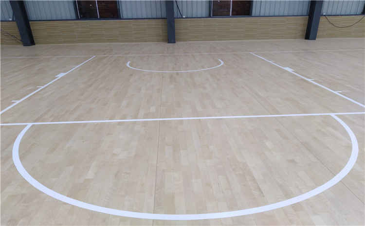 廣西荔浦市醫(yī)院職工籃球館木地板