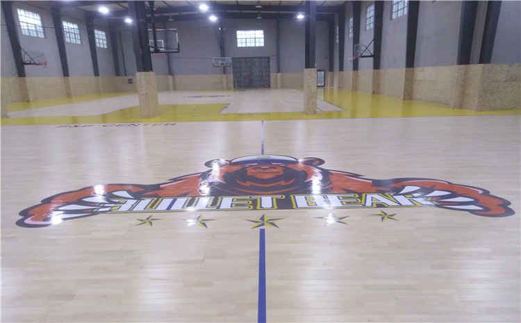 湖南襄陽(yáng)籃球公園木地板項(xiàng)目