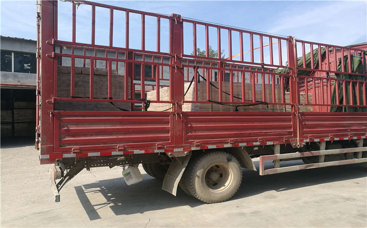 江西九江舞臺木地板項目發(fā)貨