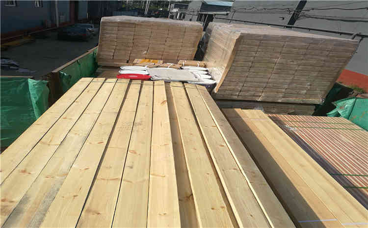 河北衡水體育館木地板項目發(fā)貨