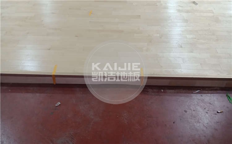 河北滄州體育學校體育館木地板項目案例