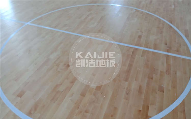 海南瓊海中學(xué)附屬小學(xué)體育館木地板項(xiàng)目