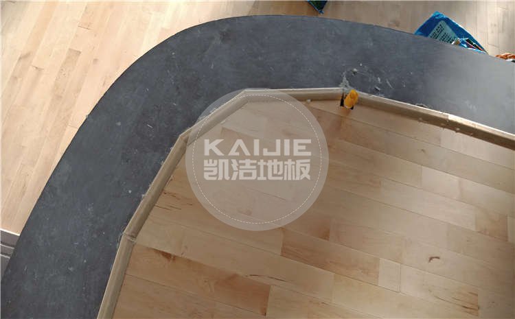 海南瓊海中學(xué)附屬小學(xué)體育館木地板項(xiàng)目