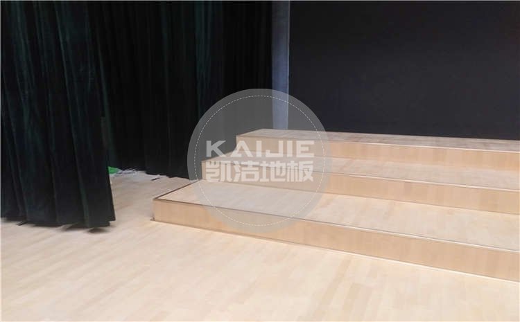 山東乳山市實(shí)驗(yàn)學(xué)校舞臺(tái)木地板項(xiàng)目