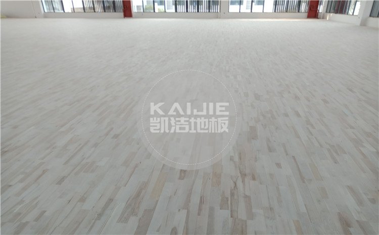 江蘇鹽城阜寧縣城河路小學(xué)體育館木地板案例