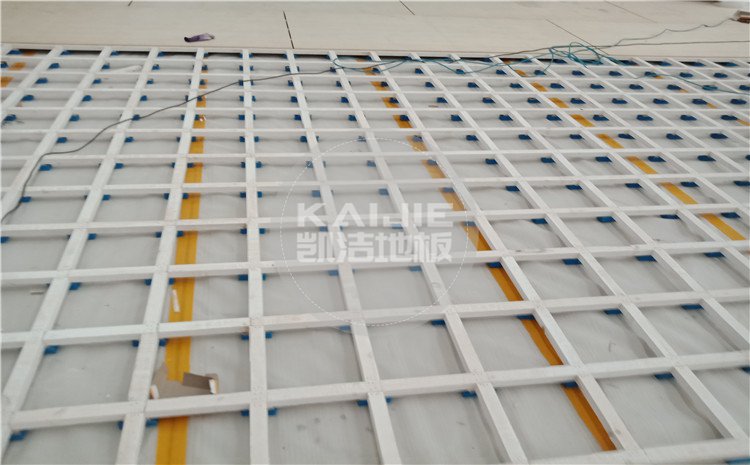 山東鄒城*一中學(xué)孟子湖校區(qū)學(xué)校體育館木地板項目——凱潔籃球地板