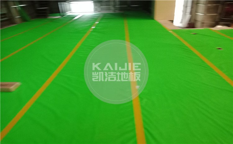山東鄒城*一中學(xué)孟子湖校區(qū)學(xué)校體育館木地板項目——凱潔籃球地板