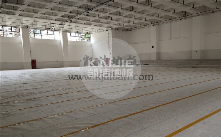 四川綿陽實驗中學(xué)體育館木地板項目-凱潔籃球木地板廠家
