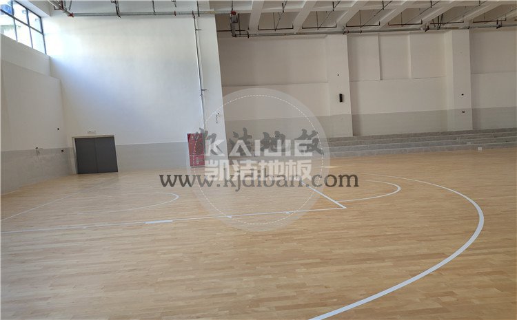 四川綿陽實驗中學(xué)體育館木地板項目-凱潔籃球木地板廠家