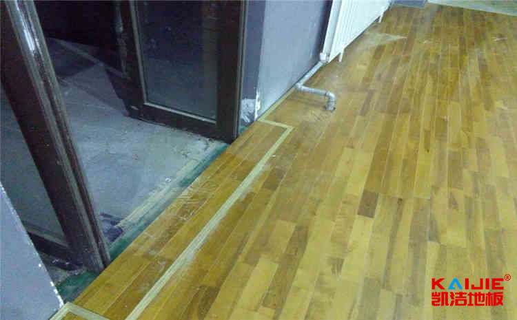 楓樺木B級(jí)運(yùn)動(dòng)木地板