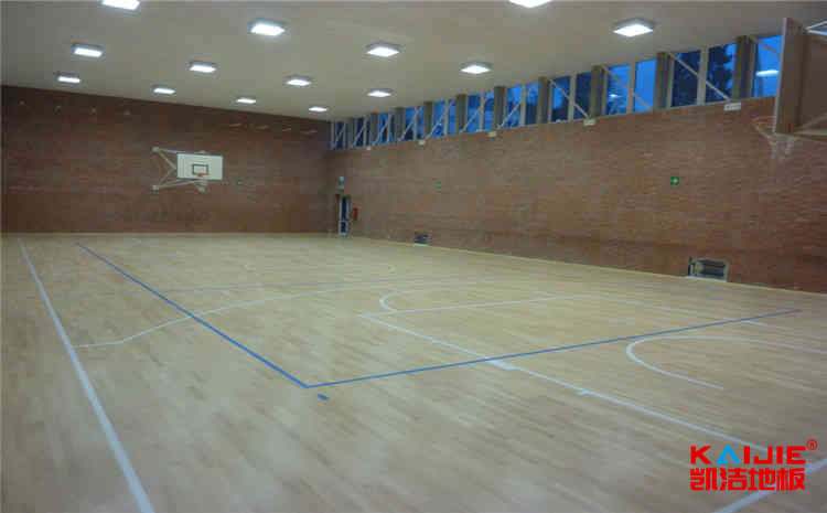 22厚籃球場地木地板怎么保養？