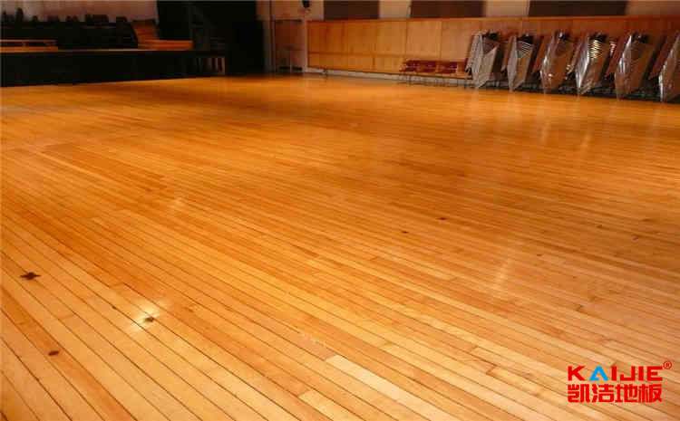 五角楓實(shí)木運(yùn)動(dòng)地板怎么維修？