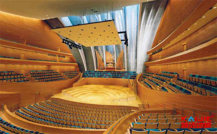 五角楓舞蹈房木地板怎么翻新?