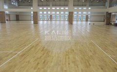 日照專用羽毛球場地實(shí)木地板報(bào)價-凱潔地板
