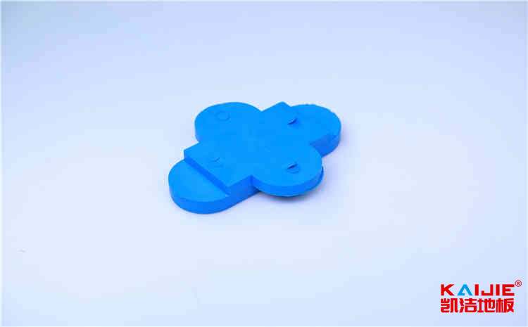 實(shí)木運(yùn)動(dòng)地板廠家