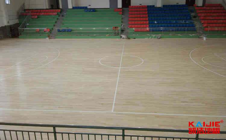 怎么辨別體育館木地板質(zhì)量好不好