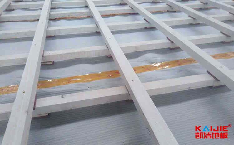 進(jìn)口籃球地板防潮