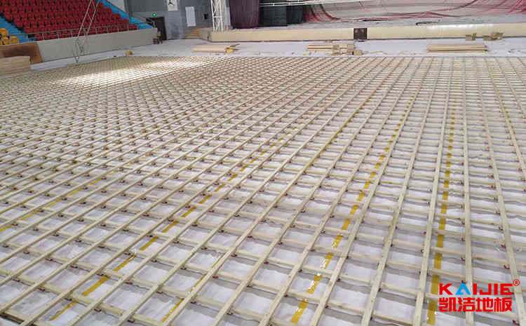 籃球館木地板有什么特點